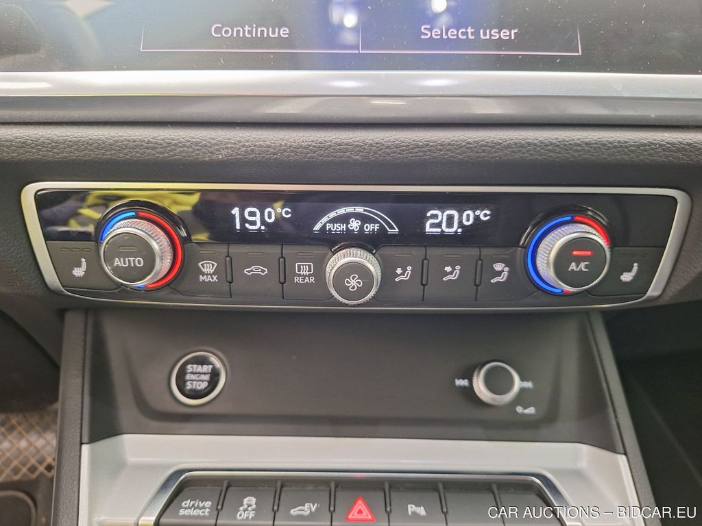 Audi Q3 - 2019 Q3 45 TFSIE PHEV S LINE S TRONIC (180 KW), 2021