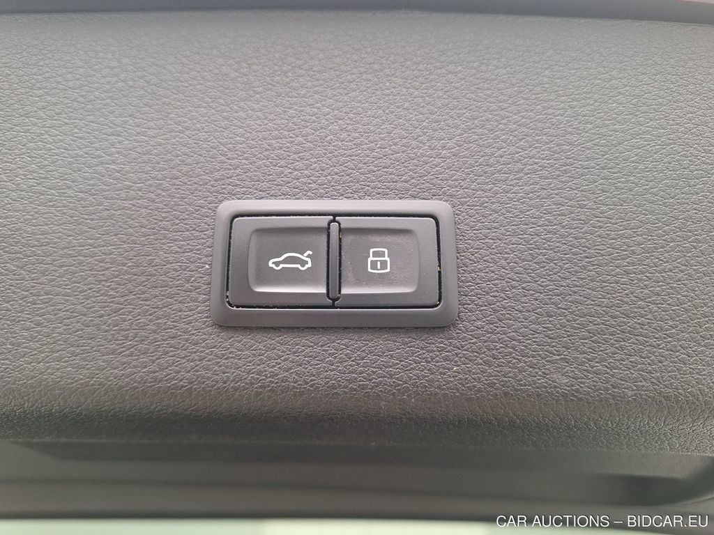 Audi E-tron E-TRON 95 KWH 55 QUATTRO S LINE, 2021