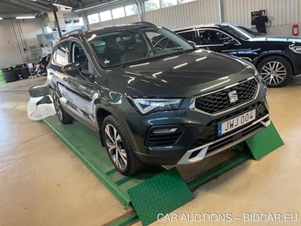 Seat ATECA 2.0 TDI Style Drag Paket Beats Skinn Drag Kamera Varmare