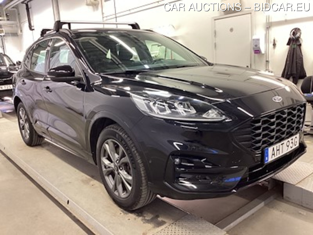 Ford Kuga Plug-In Hybrid ST-Line Drag Forarassistanspkt