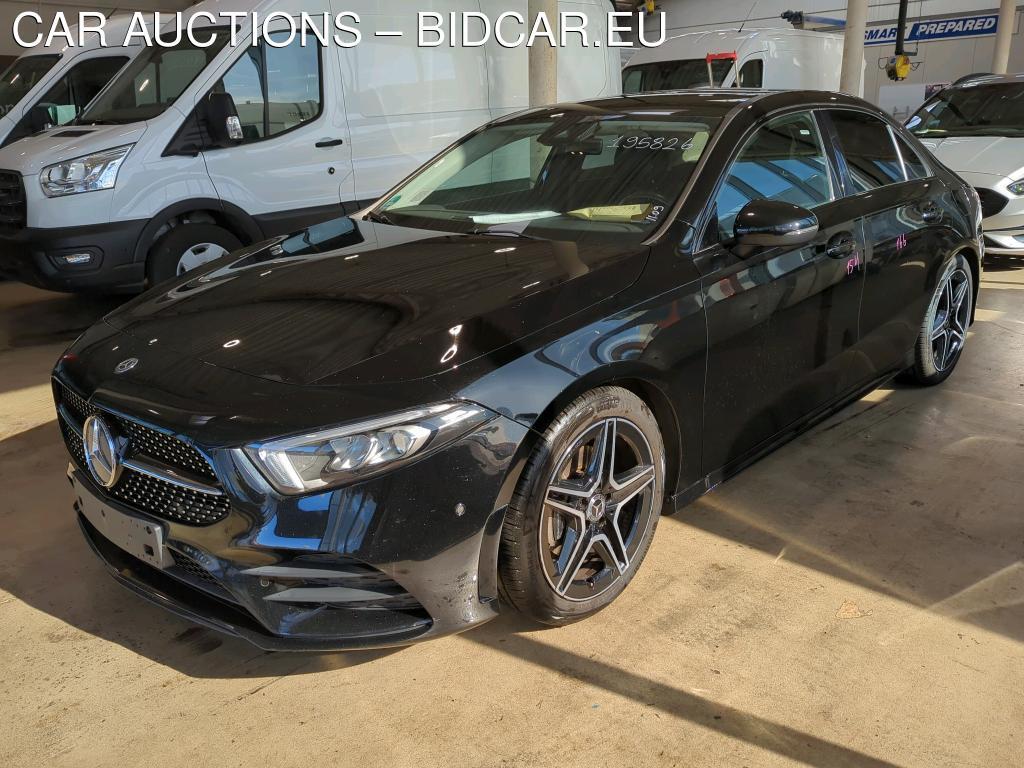 Mercedes-Benz A 200 7G-DCT AMG Line, 2020