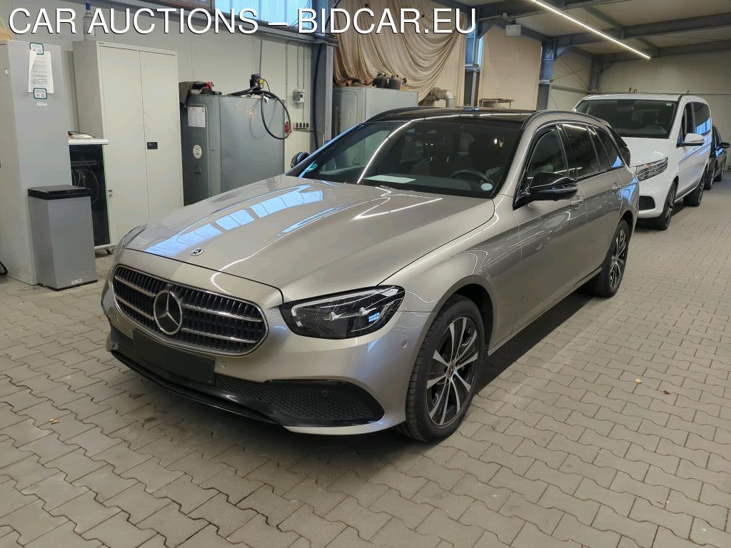 Mercedes-Benz E 300 DE 4MATIC T 9G-TRONIC Avantgarde, 2022