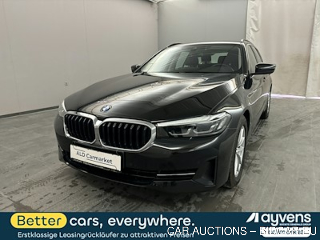 BMW 5er BMW 520d xDrive Touring Aut. Kombi, 5-turig, Automatik, 8-Gang