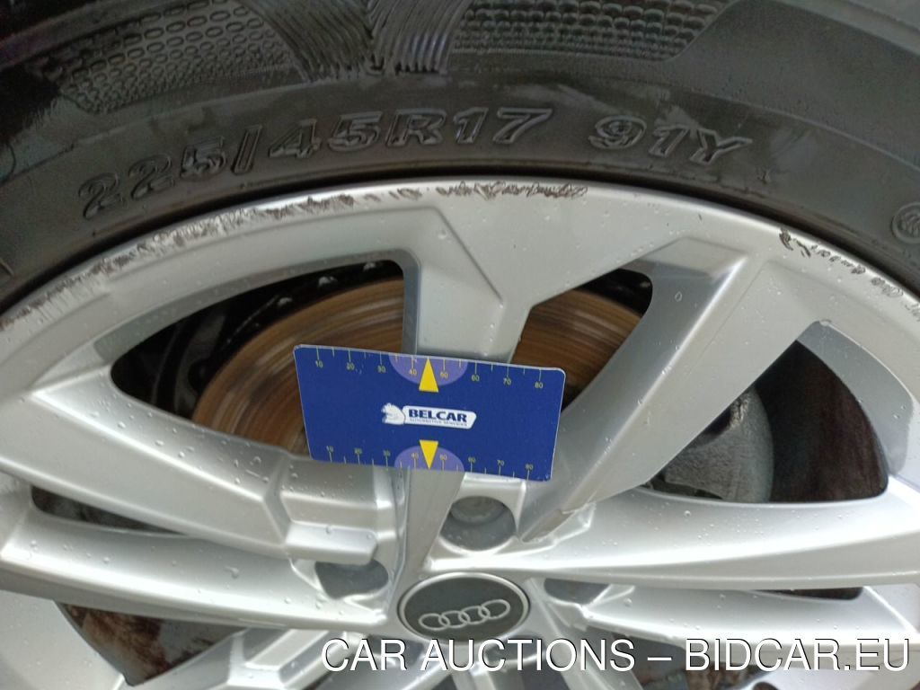 Audi A3lim-8ys BERLINE 1.0 TFSI 30 81KW STRONIC ATTRACTION B.E. 4D, 1