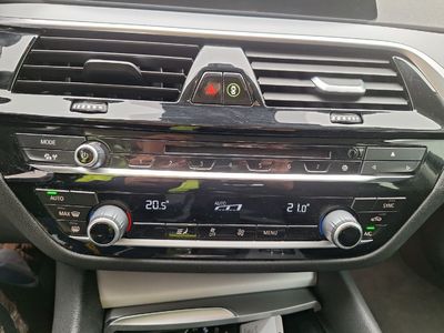 BMW Serie-5-touring TOURING 17. BMW 5 REEKS TOURING 518D AUT. (100 KW) 5D, 1