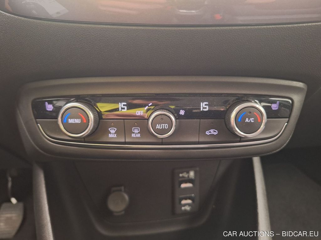 Opel Crossland-x X 17. OPEL CROSSLAND X 1.2 81KW TURBO S/S INNOVATION 5D, 1