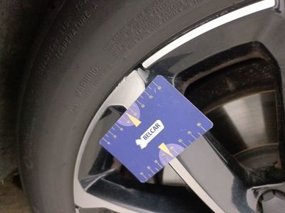 Volvo V60kombi D3 GEARTRONIC MOMENTUM 5D, 1