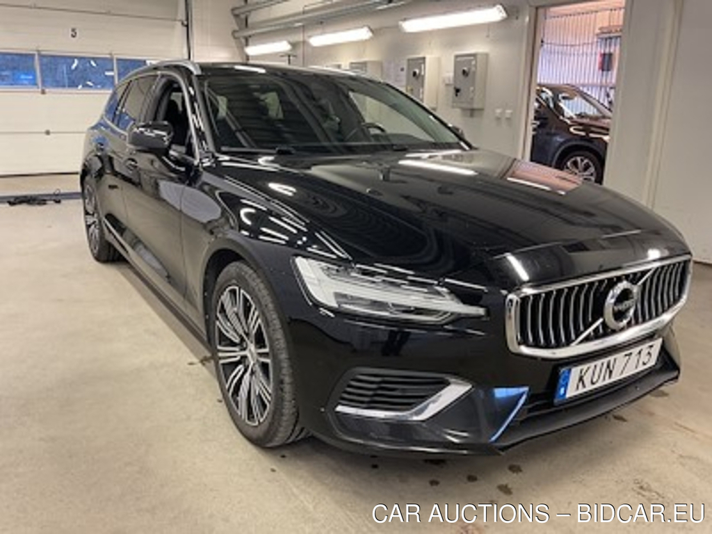 Volvo V60 T6 Recharge AWD Inscription Exp Teknik H/K Kamera Drag BLIS Navi