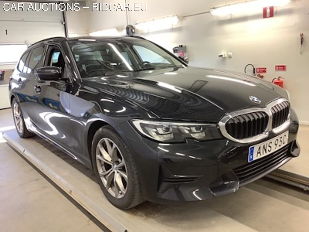 BMW Series 3 320d Touring Sport Line Display Key
