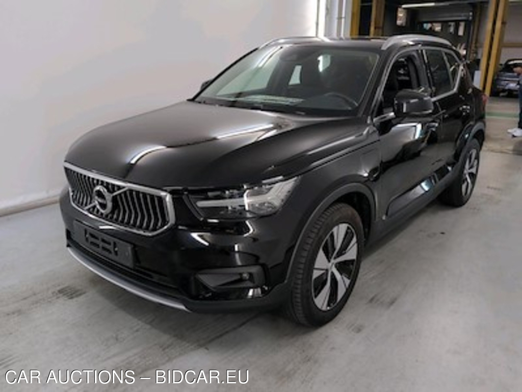 Volvo XC40 1.5 T5 TE PHEV Momentum Pro DCT STOCK