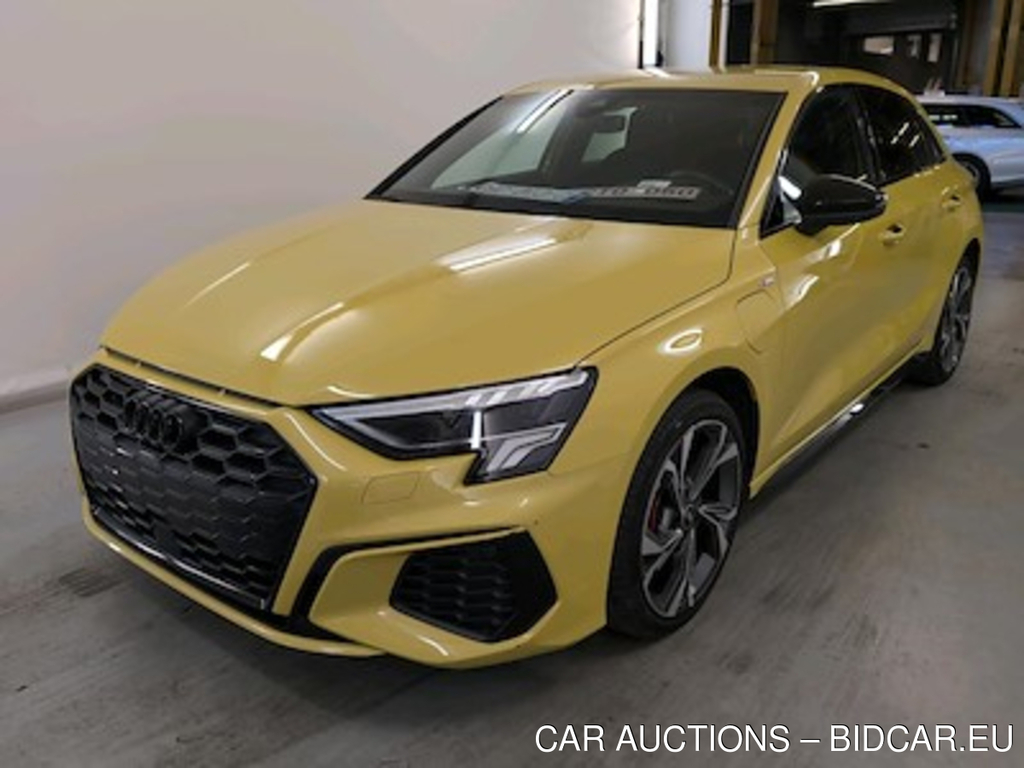 Audi A3 sportback 1.4 45 TFSI E S TR. COMPETITION SPORTB.
