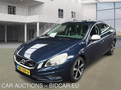 Volvo S60 1.6 T3 R-DESIGN, 2012