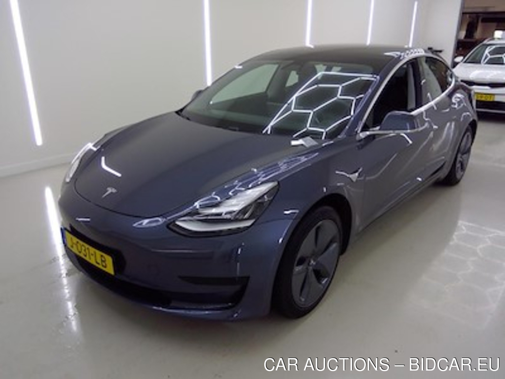 Tesla Model 3 Standard Range Plus RWD 4d
