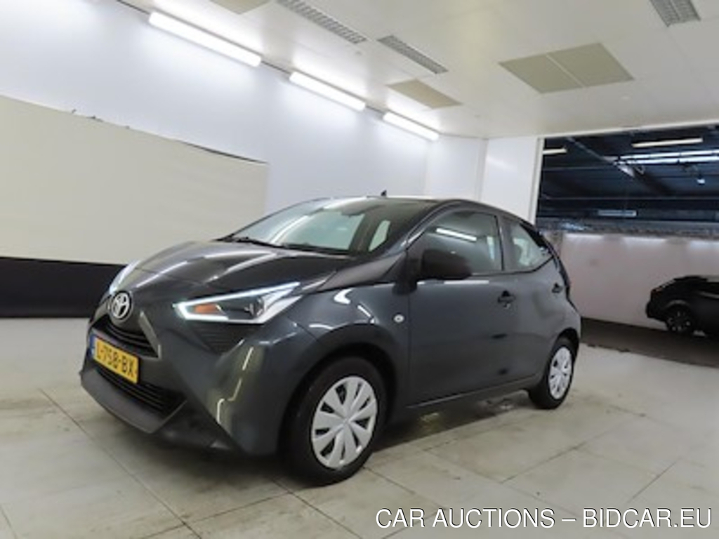 Toyota Aygo 1.0 VVT-i x-fun 5d