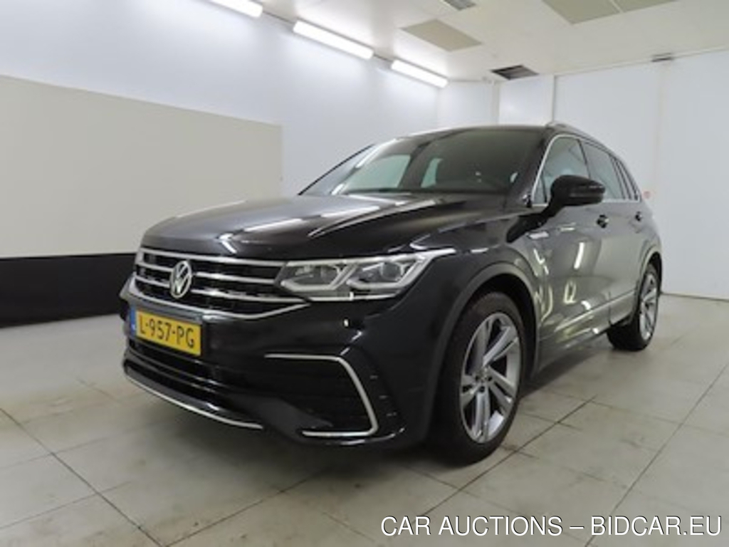 Volkswagen Tiguan 1.5 TSI 110kW DSG R-Line Business+ 5d ActieAuto