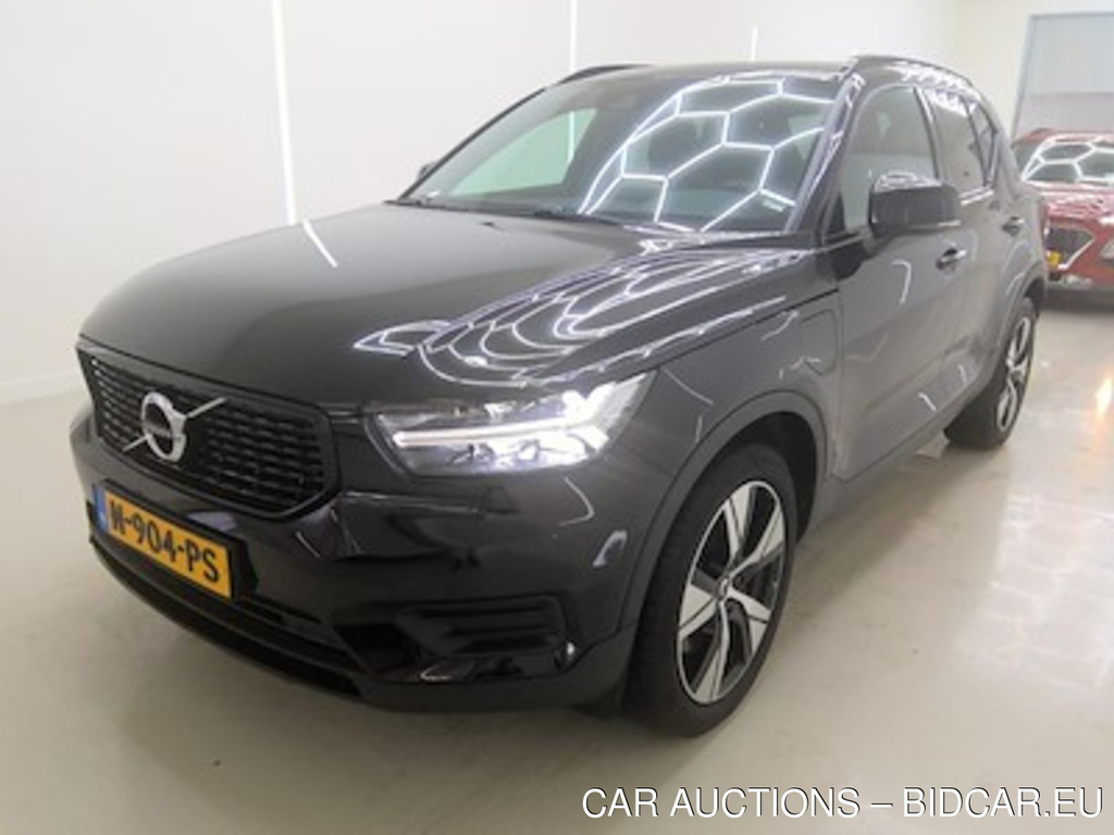 Volvo XC40 Recharge T4 R-Design 5d
