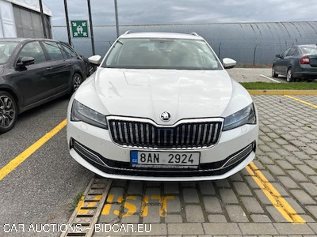 Skoda Superb 2.0 TDI 110kW Style Combi