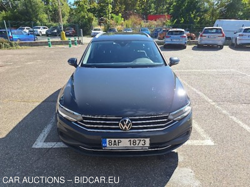 Volkswagen Passat 2.0 TDI 110kW BMT DSG Business Variant