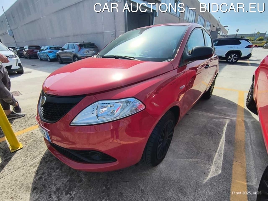 Lancia YPSILON ECOCHIC 1.0 70cv Firefly Hybrid S&amp;S Silver, 2021
