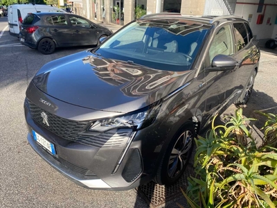 Peugeot 3008 Hybrid 225 e-EAT8 Allure, 2021