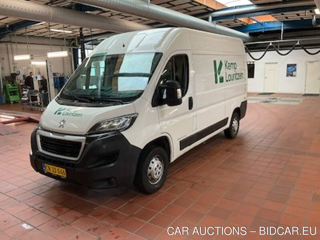 Peugeot Boxer 2.0 Bluehdi 330 L2h2 130 Premium UA!
