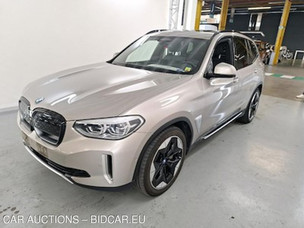 BMW IX3 80KWH AUTO