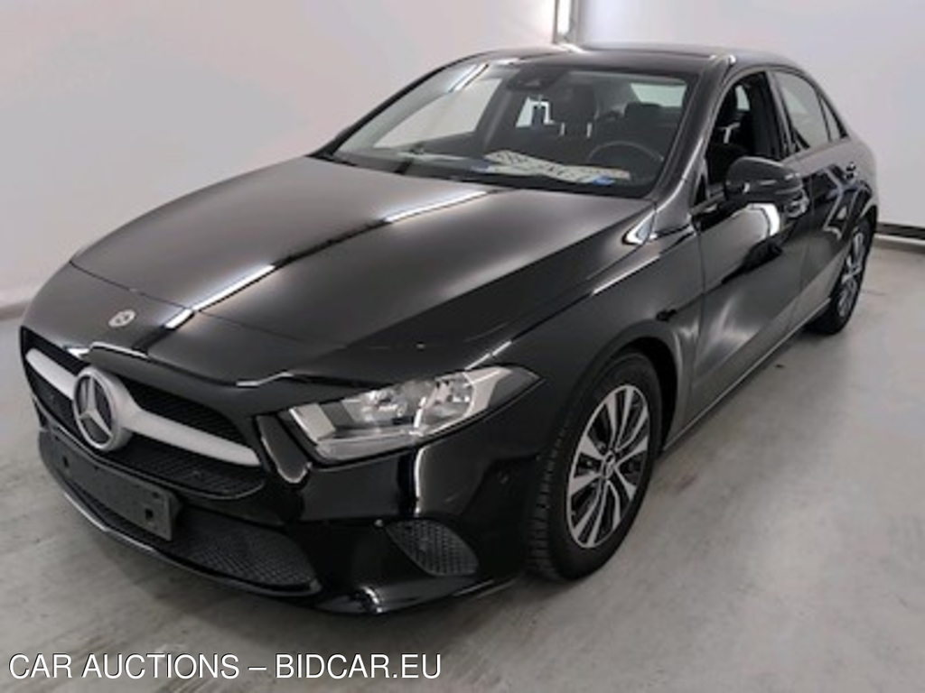 Mercedes-Benz Class A sedan diesel v177 A 180 d Business Solution