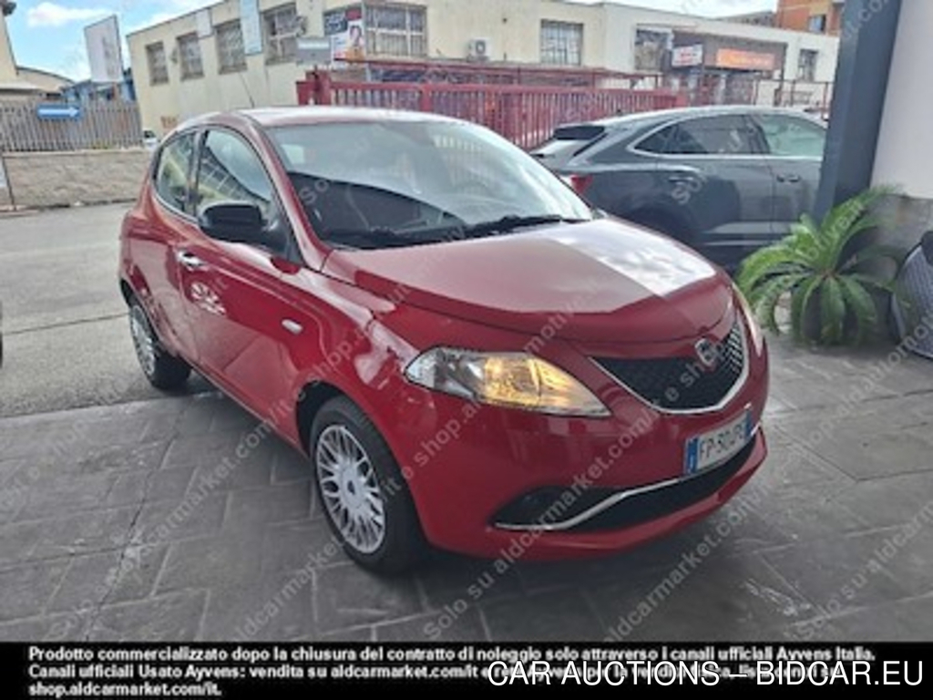 Lancia ypsilon 1.3 multijet 95cv startstop -