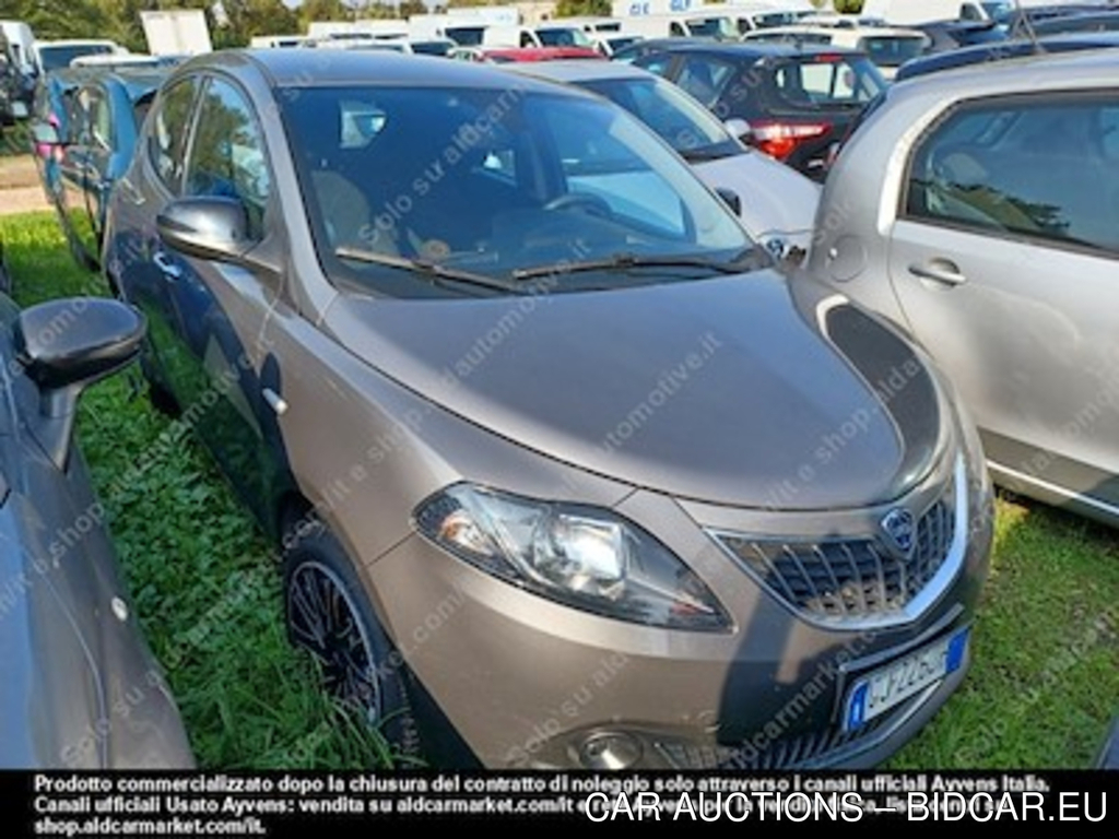 Lancia ypsilon ecochic 1.0 firefly 70cv -