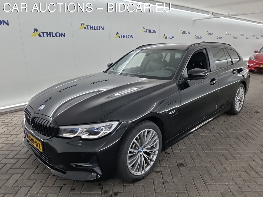 BMW 3 SERIE TOURING 330E BUSINESS EDITION PLUS 5D 215KW, 2021