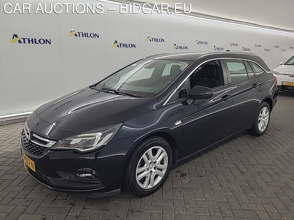 Opel Astra sports to 1.6 CDTI 81KW BUSINESS+ 5D, 2018