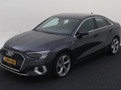 Audi A3 Limousine 35 TFSI 150PK S TRONIC EDITION ONE TREKHAAK, 2020