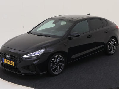 Hyundai i30 Fastback 1.5 T-GDI HEV 160PK AUT N LINE SKY PIONEER TREKHAAK, 2021