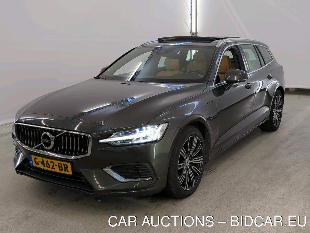 Volvo V60 2.0 T8 TWIN ENGINE AWD INSCRIPTION, 2019