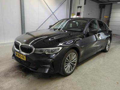 BMW 320 EA 150kW PHEV Business Edition Plus, 2021