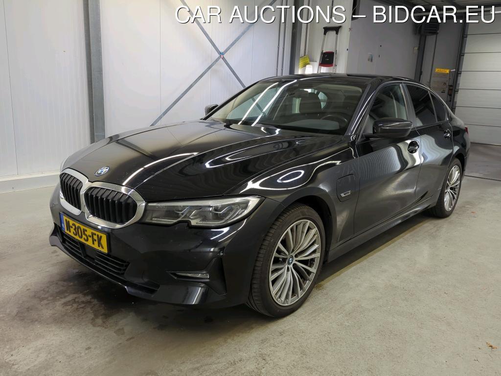 BMW 320 EA 150kW PHEV Business Edition Plus, 2021