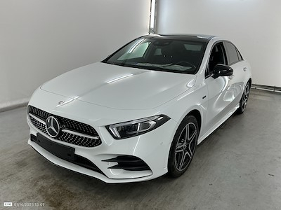 Mercedes-Benz A-class limousine 1.3 A 250 E BUSINESS SOLUTION DCT