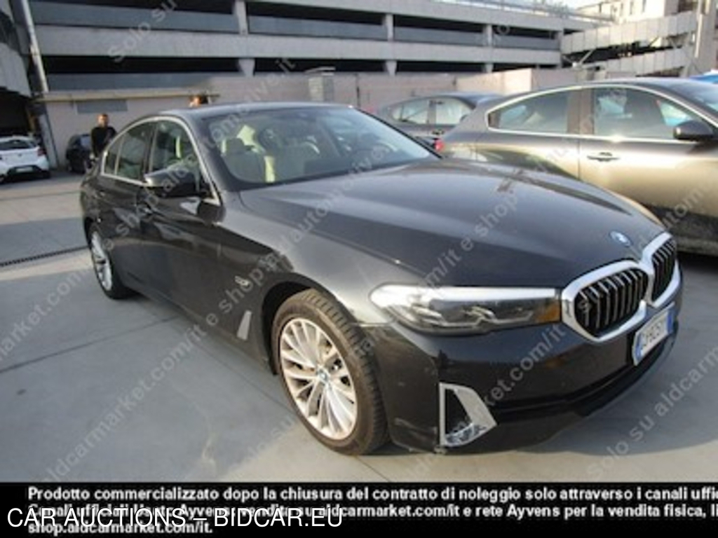 BMW series 5 530e xdrive luxury -