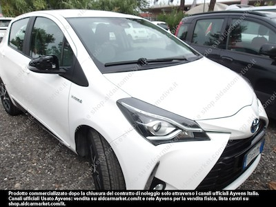 Toyota yaris 1.5 hybrid active hatchback -