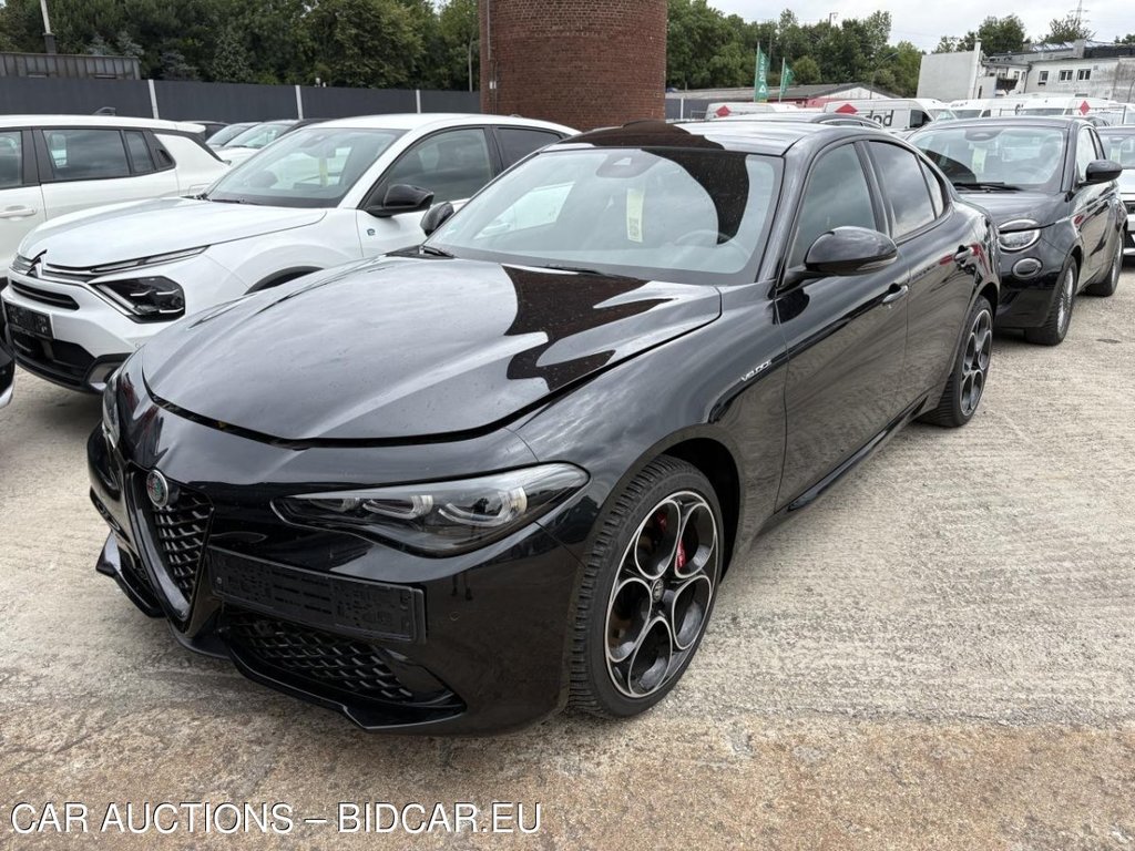 Alfa Romeo Giulia 2.0 TURBO 16V AT8-Q4 Veloce, 2024