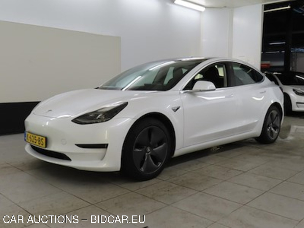 Tesla Model 3 Standard Range Plus RWD