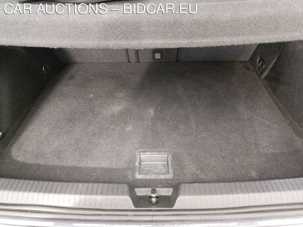 Volkswagen Golf viii GOLF 1.0 ETSI LIFE OPF DSG, 2023 bnz84je