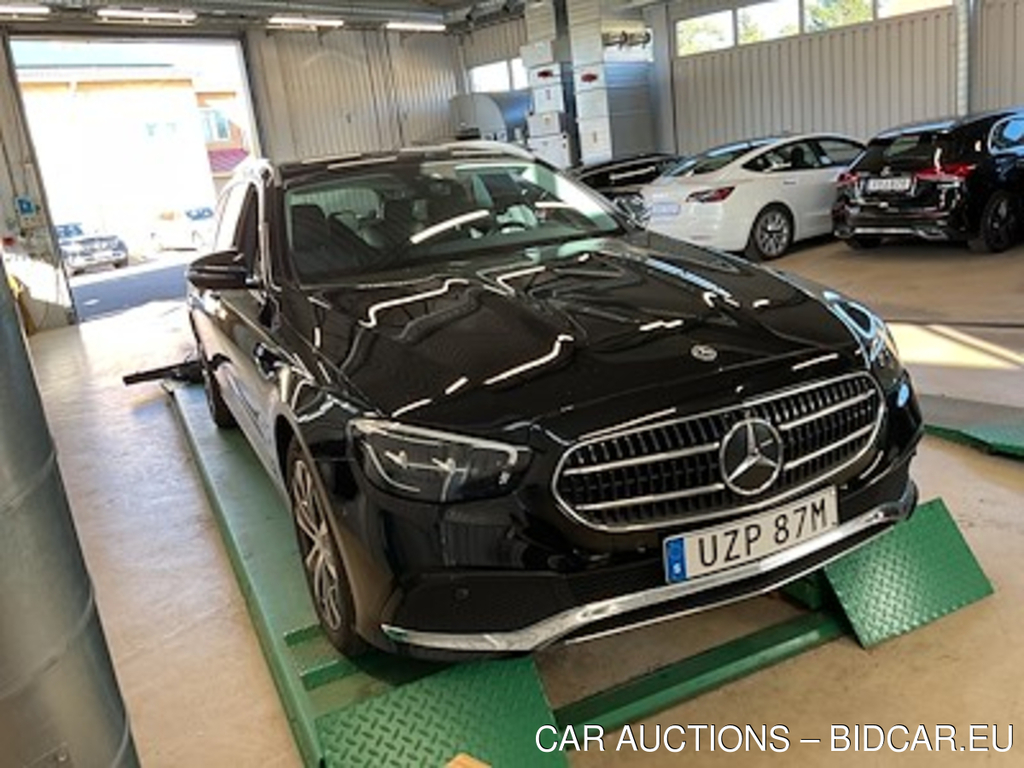 Mercedes-Benz E-Class 300 de T 4MATIC Avantgarde Premiumpkt Plus Drag