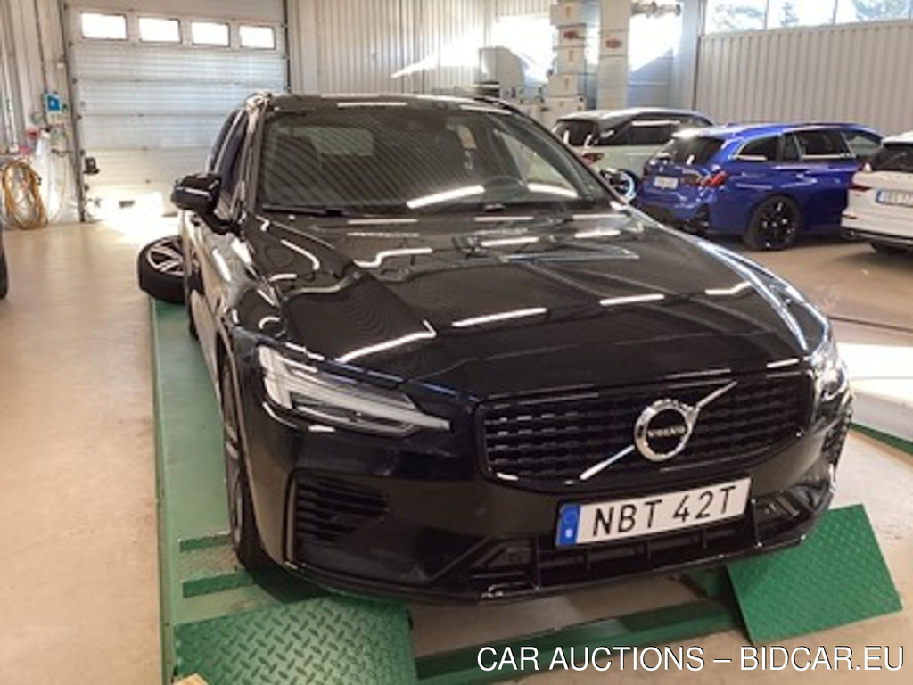 Volvo V60 T8 Recharge AWD R-Design Navi Pro Klimat