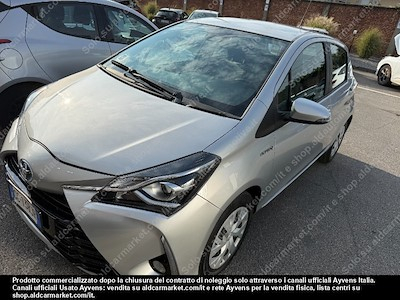 Toyota yaris PC 1.5 hybrid business -
