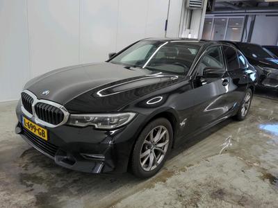 BMW 318 iA 115kW sedan, 2021