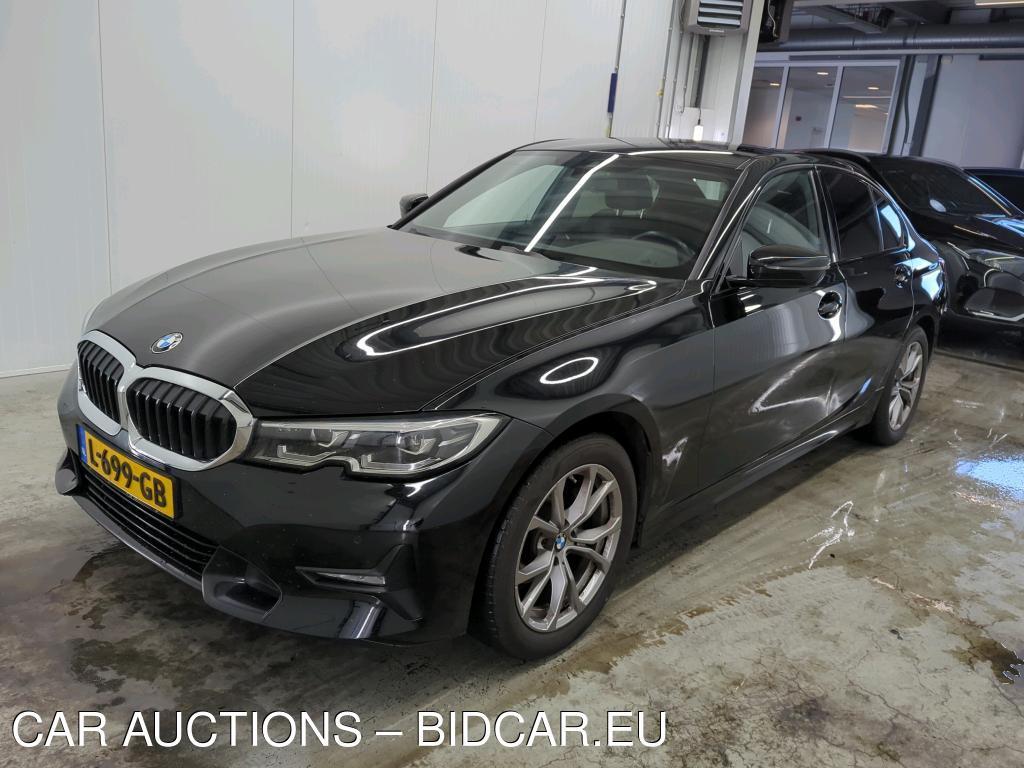 BMW 318 iA 115kW sedan, 2021