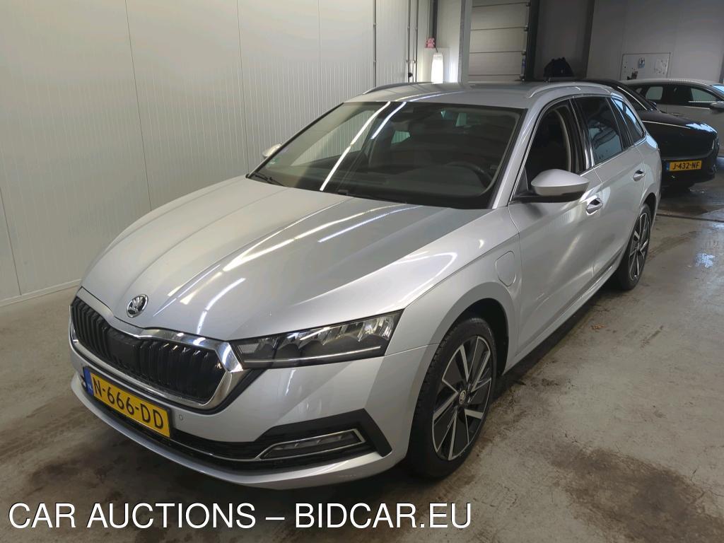 Skoda Octavia 1.4 TSI IV 150kW PHEV Business Edition combi DSG, 2021