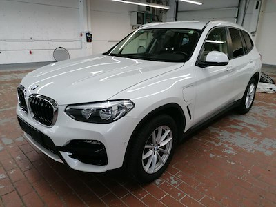 BMW X3 2.0 XDRIVE30E A ADVANTAGE