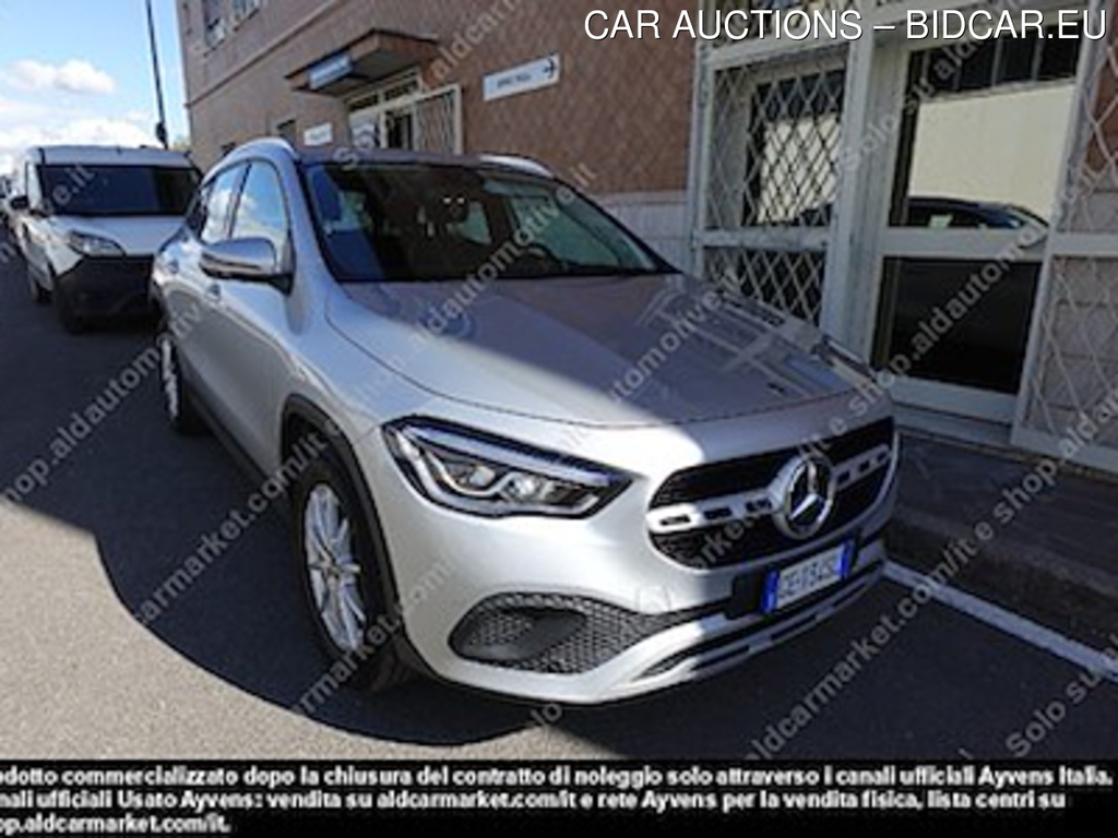 Mercedes-Benz gla gla 180 D automatic -